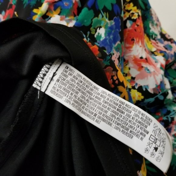 Forever 21 high neck floral dress Small - Picture 5 of 5